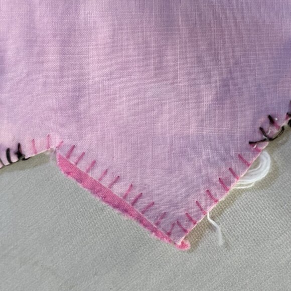 Lot of 2 Vintage Linens Appliqued Table Cloth 30"x30" Crocheted Lace Pce 17'x17" - Picture 5 of 12